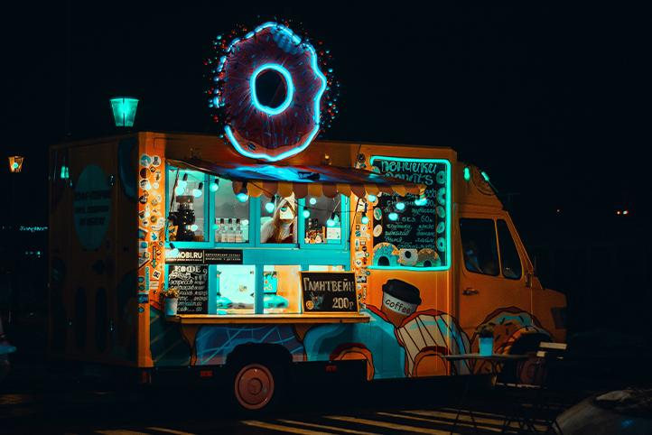 شاحنة طعام متنقلة Food Truck